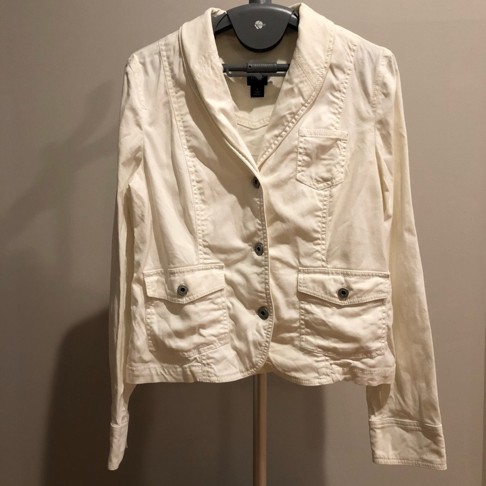 White Casual Blazer
